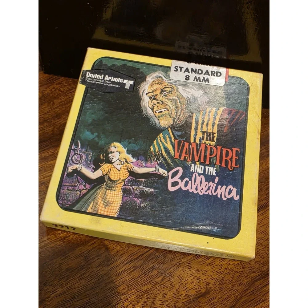 united artists THE VAMPIRE AND THE BALLERINA, Standard 8mm
